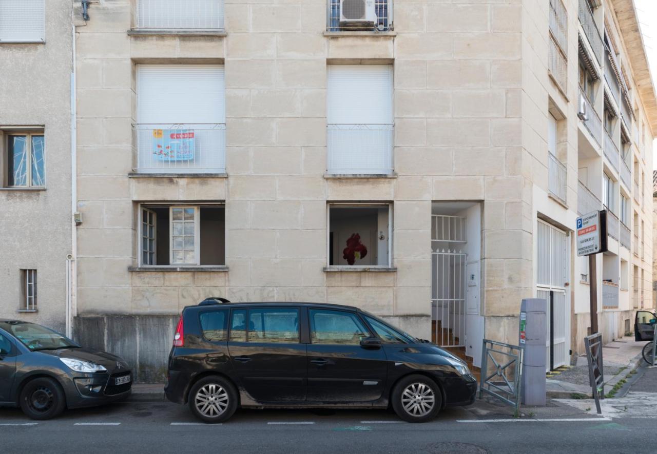 Appartement De Charme - Vue Sur Remparts - Wifi Gratuit - Parking Payant A Proximite Avignon Eksteriør billede